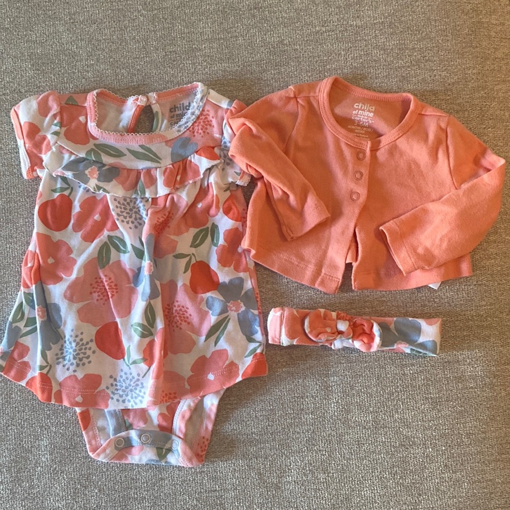 NWOT Spring Floral Carter’s Set